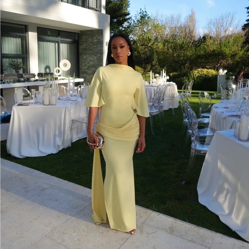 Zara Elegant Butter Yellow Gown - Floor-Length Formal Dress